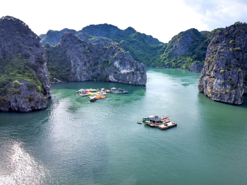Vietnam Travel Guide 2026 Ha Long Bay Tourist Attractions